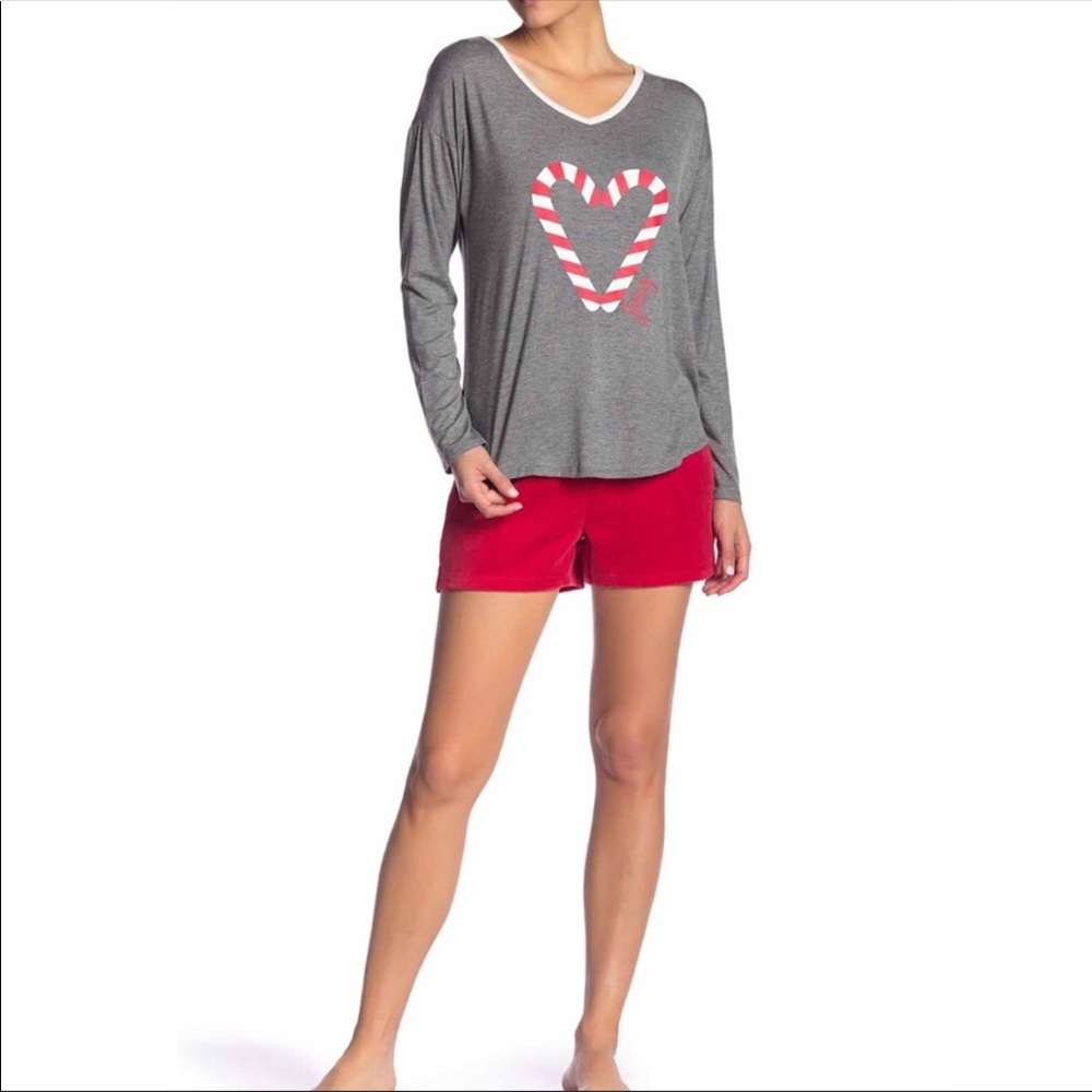 JUICY COUTURE Pajama Top and Velour Shorts Set